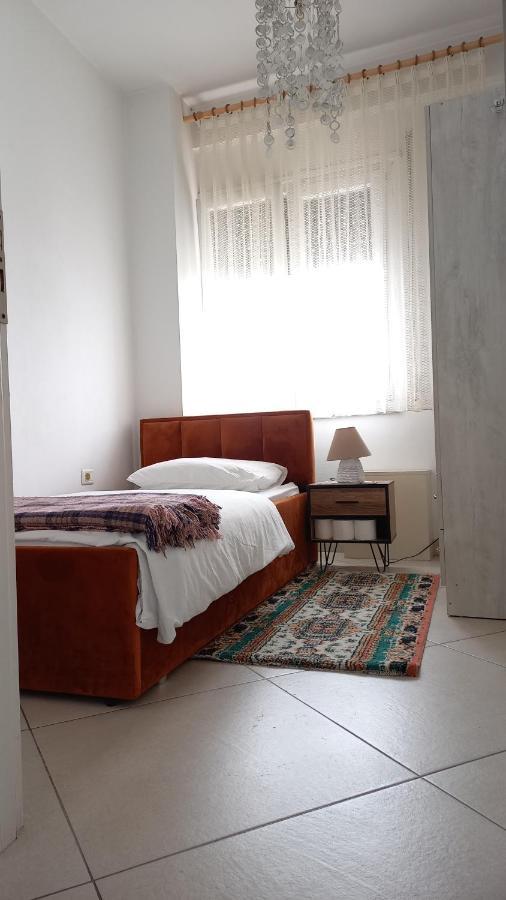 Isabel Rooms ティラナ 部屋 写真